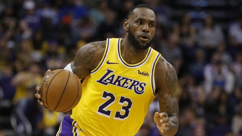 Λεμπρόν Τζέιμς για δολοφονία Φλόιντ: Νομίζατε ότι θα το βουλώσω; Φωνάζω πιο δυνατά από ποτέ