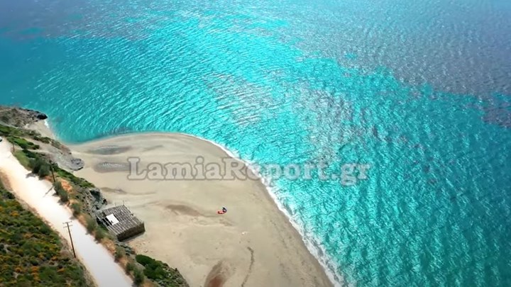Μεγάλη Άμμος: Η παραλία που πρωταγωνιστεί στο σποτ για τον τουρισμό από ψηλά – Βίντεο με drone