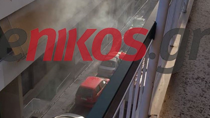 Εικόνες από τη φωτιά σε διαμέρισμα στο Γαλάτσι – ΦΩΤΟ αναγνώστη