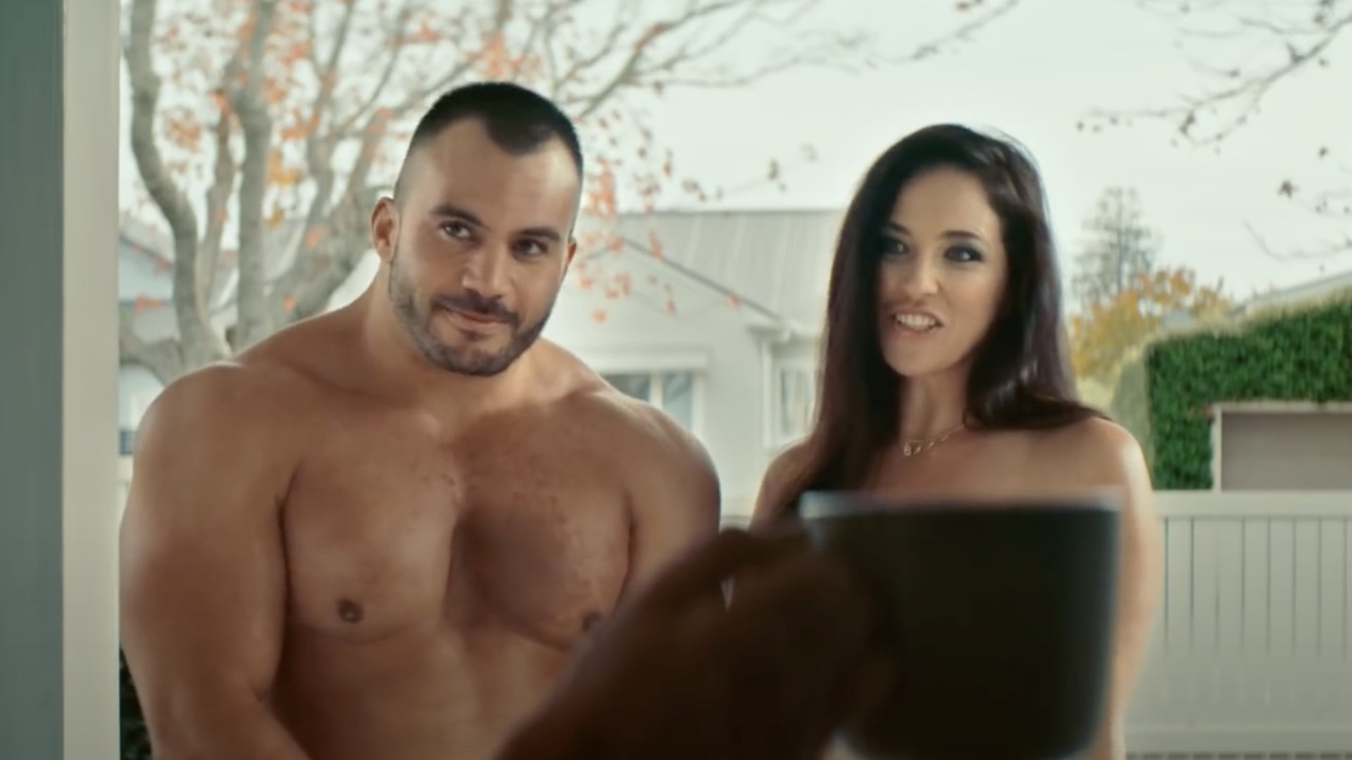 Νέα Ζηλανδία: Επιστράτευσε πορνοστάρ σε διαφήμιση για τη σεξουαλική διαπαιδαγώγηση – ΒΙΝΤΕΟ