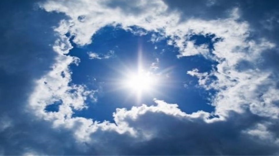 Καιρός: Ζέστη και τοπικές καταιγίδες σήμερα – Η πρόγνωση αναλυτικά