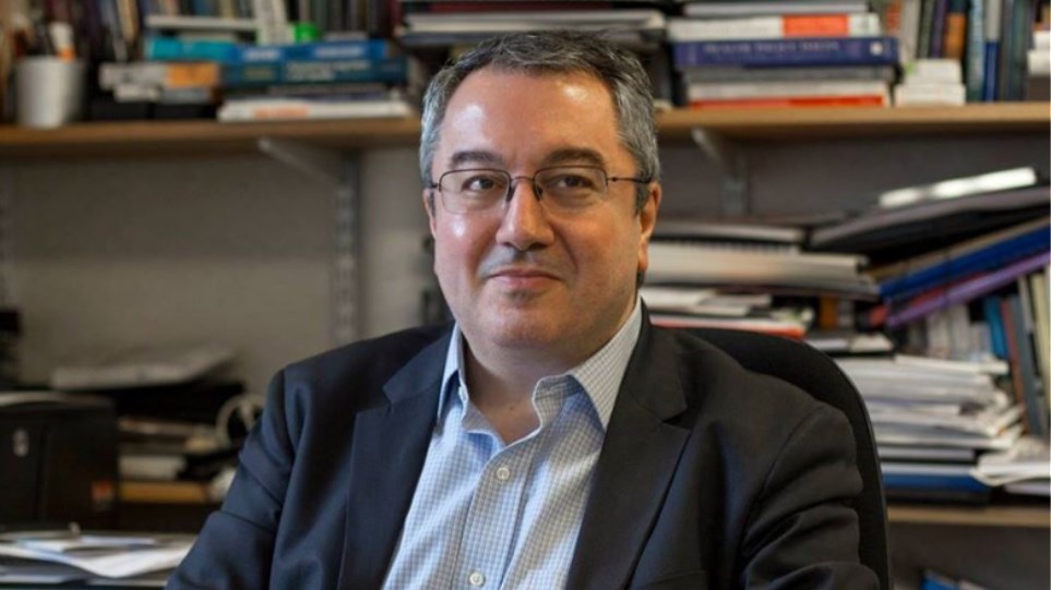 Μόσιαλος: Το “παγόβουνο” του κορονοϊού – Γράφημα για τους ασθενείς χωρίς συμπτώματα – ΦΩΤΟ