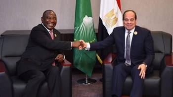 Συνομίλησαν τηλεφωνικά οι πρόεδροι Αιγύπτου και Νότιας Αφρικής για την κρίση στη Λιβύη