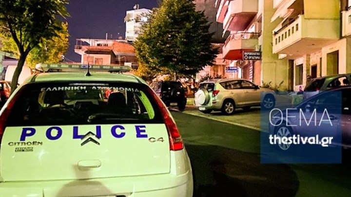 Άγριο έγκλημα στη Θεσσαλονίκη: 49χρονος βρέθηκε μαχαιρωμένος στο σπίτι του – ΒΙΝΤΕΟ