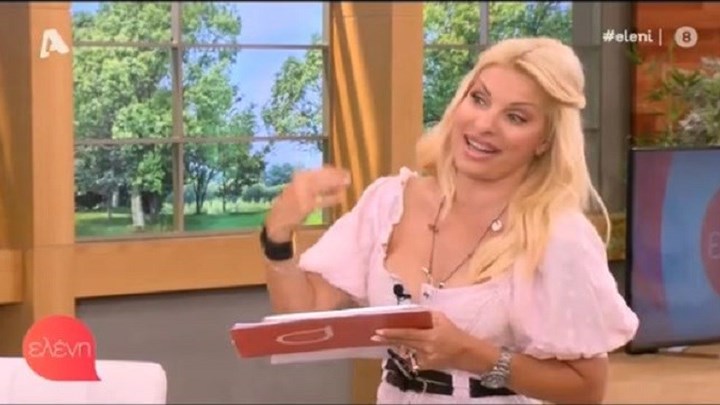 Ελένη Μενεγάκη: Το αποκαλυπτικό ντεκολτέ της – ΒΙΝΤΕΟ