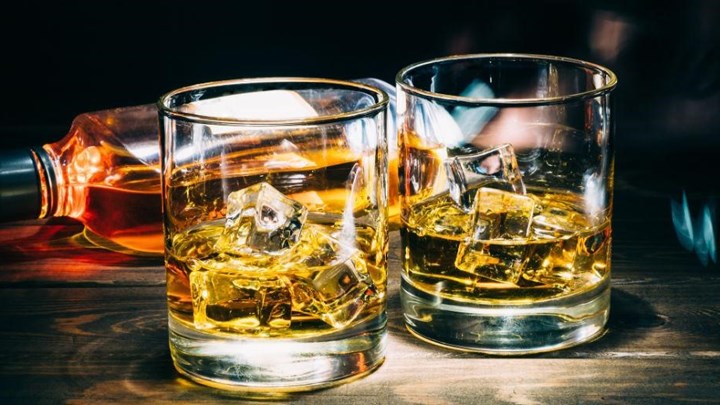 Συσκευή – τσέπης ανιχνεύει τα ποτά “μπόμπες”