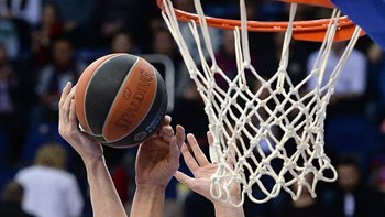 NBA: Προπονητής αποκάλυψε ότι είχε κορονοϊό αλλά το έμαθε έπειτα από μήνες – ΦΩΤΟ