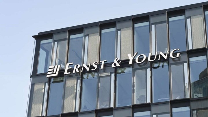 Ernst & Young: Τα τρία σενάρια για την ελληνική οικονομία μετά τον κορονοϊό