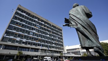 ΑΠΘ: Έφοδος στη συνεδρίαση της Συγκλήτου