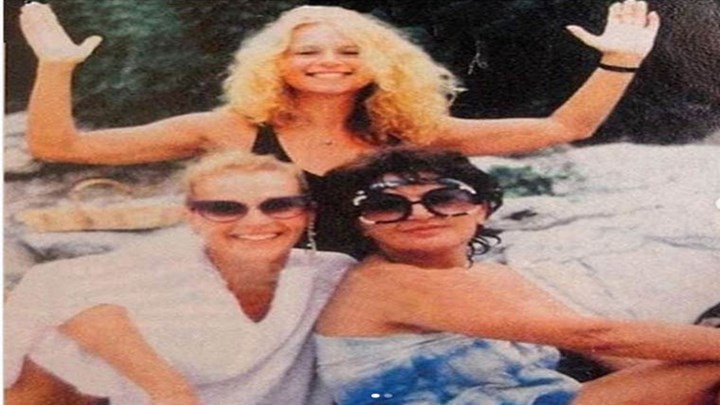 Αλίκη Βουγιουκλάκη: Οι σπάνιες ΦΩΤΟ της με τη Ζωή Λάσκαρη και τη Σμαρούλα Γιούλη