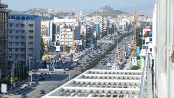 ΤτΕ: Αυξήθηκαν οι τιμές και τα ενοίκια των επαγγελματικών ακινήτων – Αναλυτικά τα στοιχεία