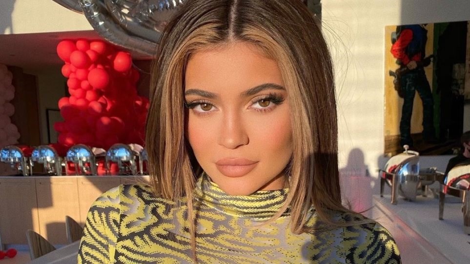 Κάιλι Τζένερ: Κλεφτή ματιά στο ιδιωτικό jet της νεότερης δισεκατομμυριούχου του κόσμου