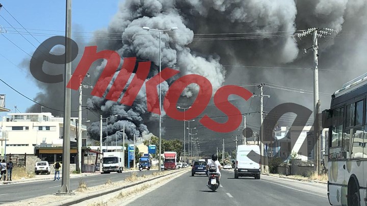 Ασπρόπυργος: Εικόνες από τη μεγάλη φωτιά σε εργοστάσιο – ΦΩΤΟ – ΒΙΝΤΕΟ αναγνώστη