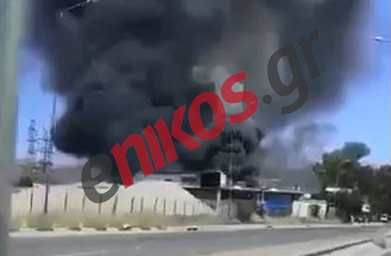 Ασπρόπυργος: Νέες εικόνες από τη μεγάλη φωτιά σε εργοστάσιο – ΒΙΝΤΕΟ αναγνώστη