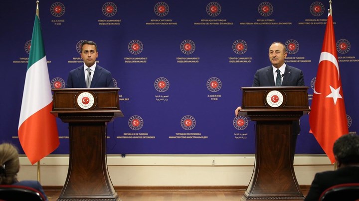 Ντι Μάιο στη συνάντηση με Τσαβούσογλου: Να σταματήσει η συνεχής προμήθεια όπλων στη Λιβύη
