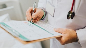 Καναδάς: Σάλος με γιατρούς και νοσηλευτές που… στοιχημάτιζαν στα επείγοντα