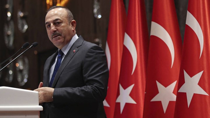 Νέο άνοιγμα Τσαβούσογλου στην Ελλάδα: Είμαστε έτοιμοι για διάλογο με όλους