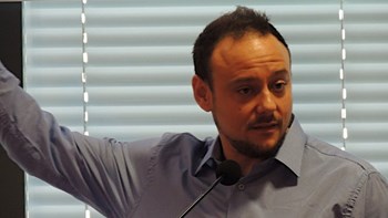 Μαγιορκίνης: Ενδεχόμενο απαγόρευσης συγκέντρωσης άνω των 50 ατόμων εάν υπάρξει εκτεταμένη διασπορά