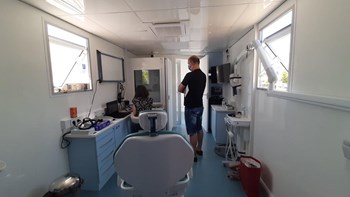 Στο Αίγιο για πέντε ημέρες το πρόγραμμα «ΟΠΑΠ στη Γειτονιά» – Δωρεάν προληπτικές εξετάσεις