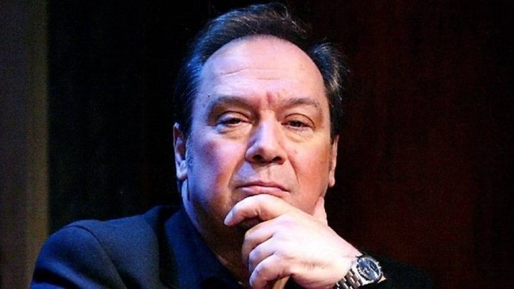 Φασουλής για J2US: Να κοιτάξουν την τύφλα τους όσοι με σχολιάζουν