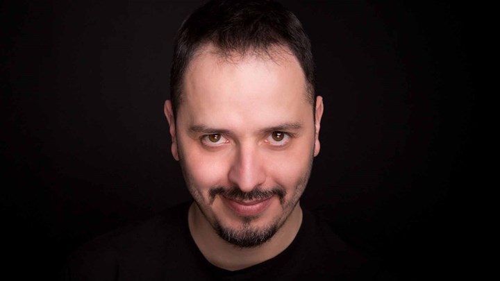 ΑΝΤ1: Και το… Taxi στον Αλέξανδρο Τσουβέλα