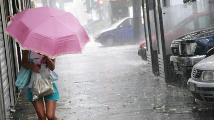 Καιρός: Η ψυχρή λίμνη φέρνει καταιγίδες και χαλάζι τις επόμενες ώρες – Πού θα είναι πιο έντονα τα φαινόμενα