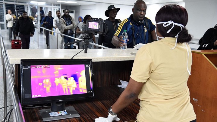 “Βόμβα” των New York Times: Η ΕΕ ίσως κλείσει τα σύνορα για Αμερικανούς λόγω της πανδημίας