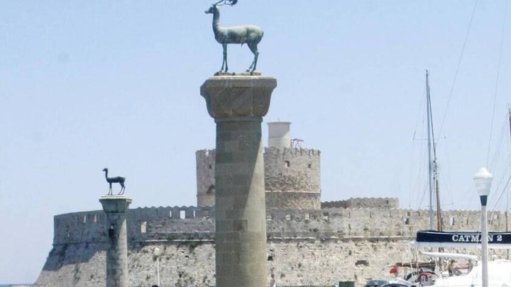 Ρόδος: Συγκλονίζει η μητέρα της 9χρονης που λιποθύμησε από την πείνα: “Σήμερα μας έκοψαν το ρεύμα”