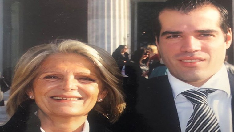 Θάνος Πλεύρης: Η συγκινητική ανάρτηση για τον χαμό της μητέρας του
