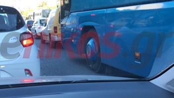 Κίνηση στους δρόμους της Αθήνας: Πού υπάρχει μποτιλιάρισμα