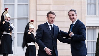 Τηλεφωνική επικοινωνία Μητσοτάκη-Μακρόν: Συζήτησαν τις εξελίξεις στην Ανατολική Μεσόγειο