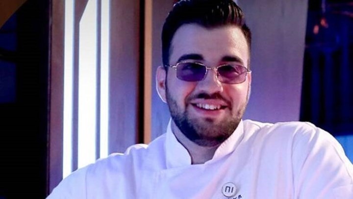 MasterChef: Αυτός είναι ο αδελφός του Σταύρου Βαρθαλίτη – ΒΙΝΤΕΟ
