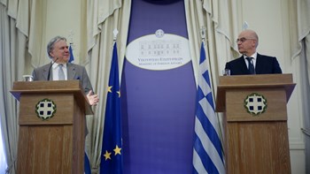 Κατρούγκαλος: Δεν έχει πυξίδα η εξωτερική πολιτική της Νέας Δημοκρατίας