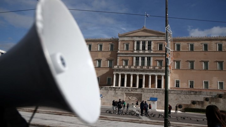 Διαδηλώσεις: Τι θα αλλάξει με το νέο πλαίσιο – Τα πέντε κριτήρια για την επιβολή περιορισμών