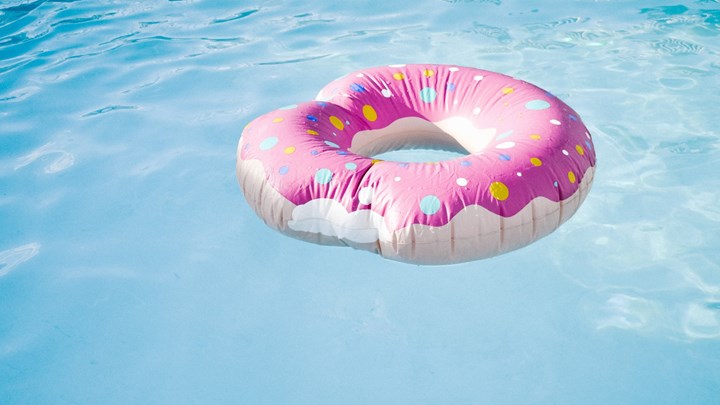 Στυλίδα: 6χρονη παρασύρθηκε με το στρώμα της από θαλάσσια ρεύματα – Εντοπίστηκε από το Λιμενικό