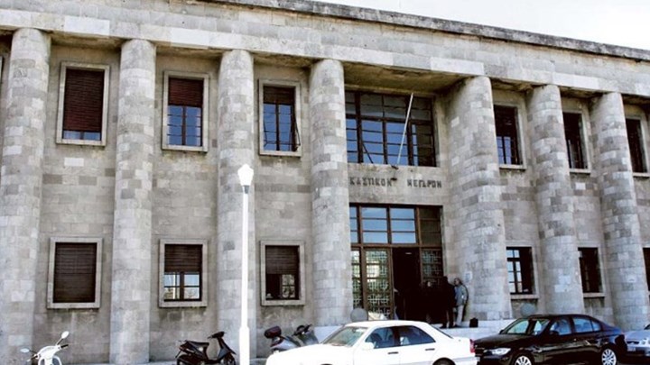 Ρόδος: Επιτέθηκε στην πρώην σύζυγό του με μπαλτά και εκείνη τον απέκρουσε με σπαθί σαμουράι