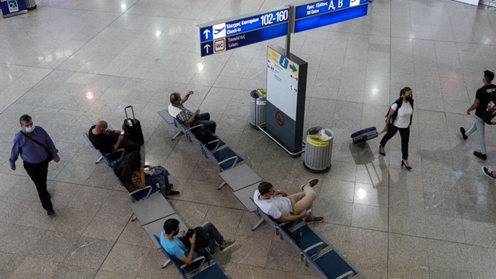 Τουρισμός: Αυτή είναι η λίστα της Ε.Ε. με τις 14 “ασφαλείς χώρες” – Για ποιες τα σύνορα παραμένουν κλειστά