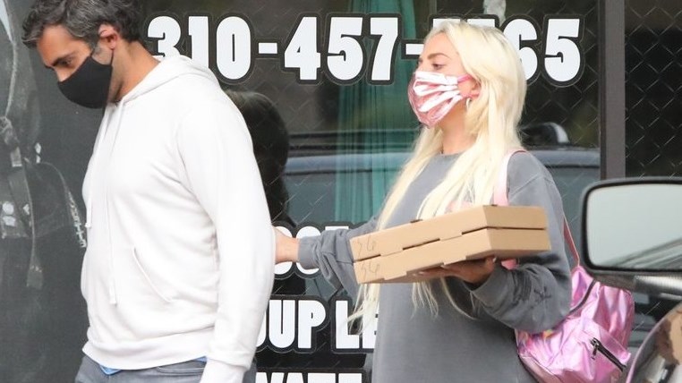 Lady Gaga: Nέα αποκαλυπτική εμφάνιση – Τι ξέχασε να φορέσει – ΦΩΤΟ