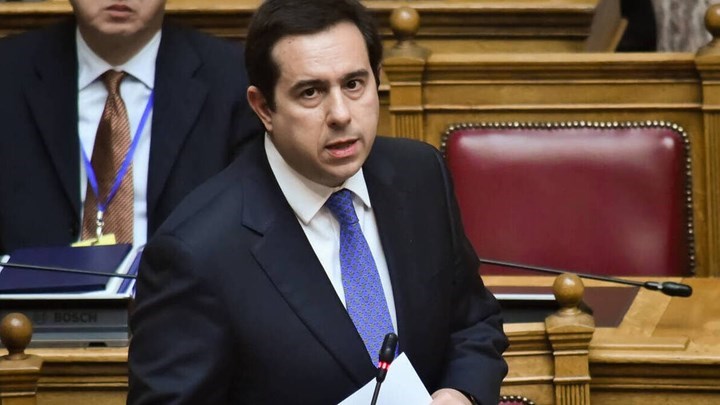 Μηταράκης: Ο ΣΥΡΙΖΑ ήθελε να δημιουργήσει δομές φιλοξενίας σε όλη την χώρα