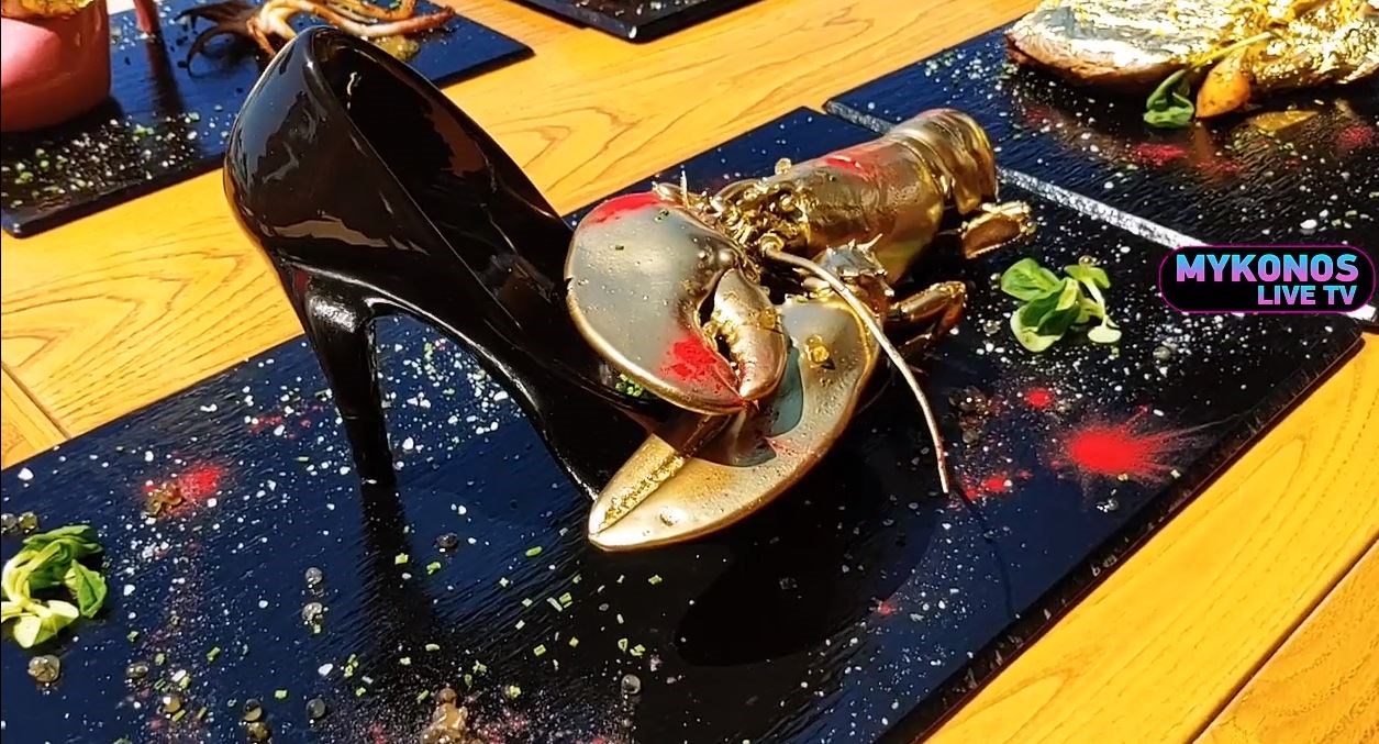 Μύκονος: Γόβα στιλέτο και φύλλα χρυσού σε μενού εστιατορίου – “Ζαλίζει” το κόστος