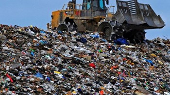 Διαχείριση απορριμμάτων: Η κόντρα ΝΔ-ΣΥΡΙΖΑ και η απάντηση Πατούλη