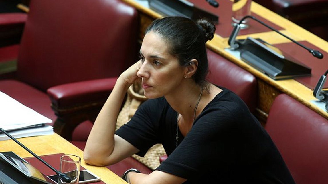 Νόνη Δούνια: Η συγκινητική ανάρτηση για τα 16 χρόνια γάμου – ΦΩΤΟ