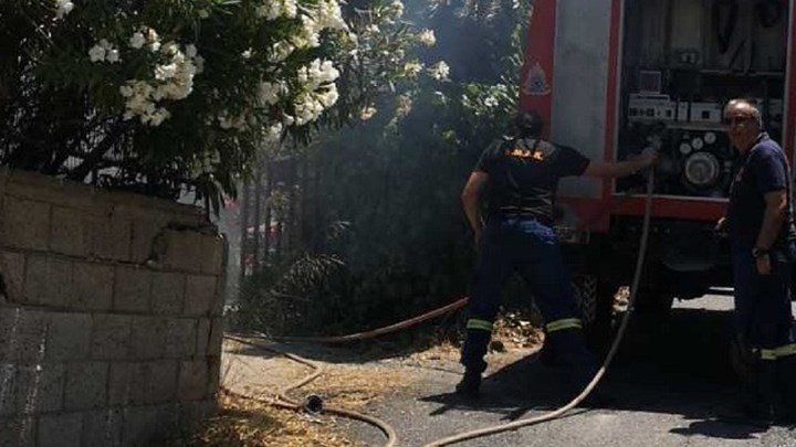 Μάχη με τις φλόγες σε Κάρυστο και Κνωσό – ΦΩΤΟ – ΒΙΝΤΕΟ