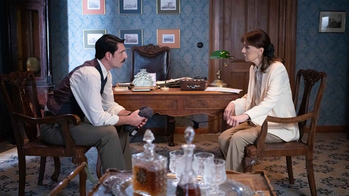 Άγριες Μέλισσες: Οι εξελίξεις κόβουν την ανάσα – Δύο αποκαλύψεις που θα φέρουν τα πάνω κάτω στο Διαφάνι