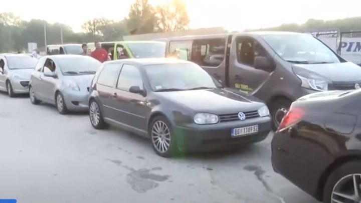 Προμαχώνας: Άνοιξαν τα σύνορα για τους εγκλωβισμένους οδηγούς