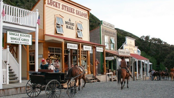 Νέα Ζηλανδία: «Πωλητήριο» σε πόλη αφιερωμένη στην Άγρια Δύση