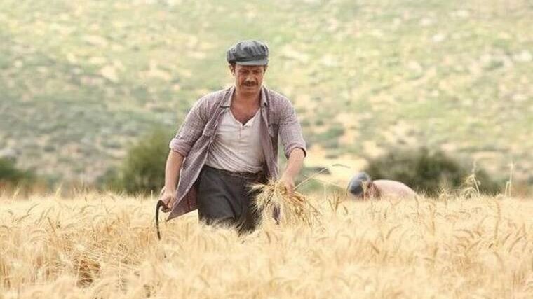 Άγριες Μέλισσες: Δεν φαντάζεστε ποιος είναι ο πατέρας του “Φανούρη” – ΦΩΤΟ