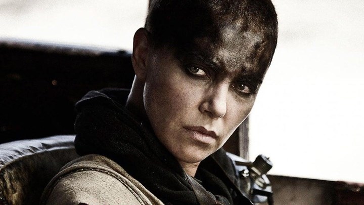 Σαρλίζ Θερόν: Απογοητευμένη που δεν θα ενσαρκώσει τη Furiosa στο πρίκουελ του «Mad Max» – BINTEO