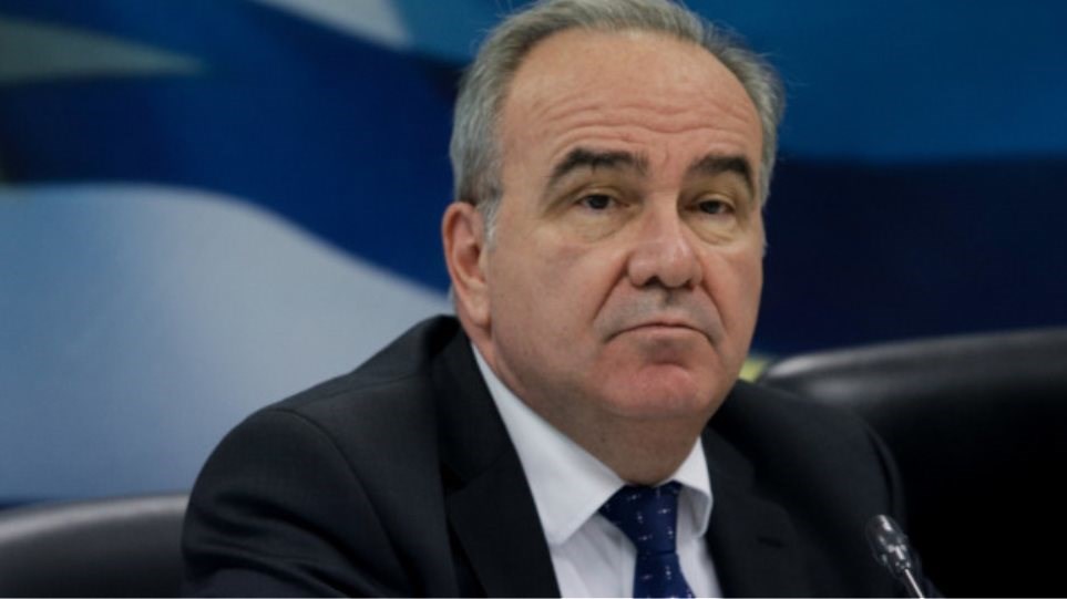 Παπαθανάσης: Αυτή τη στιγμή δεν σκεφτόμαστε την απαγόρευση των πανηγυριών