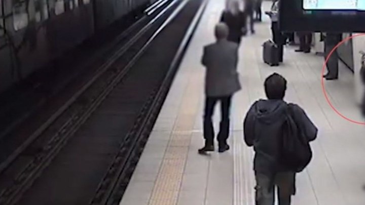 Ντοκουμέντα για τη συμμορία πορτοφολάδων – Οι αποκαλυπτικοί διάλογοι – ΒΙΝΤΕΟ